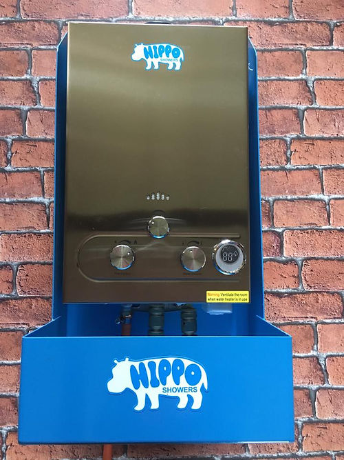 The OG Wall Mounted Hippo Shower